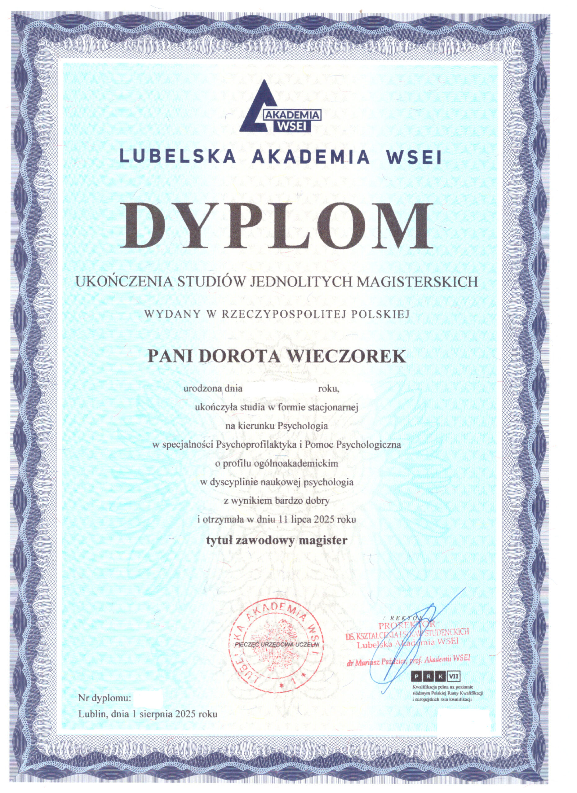 dyplom-ukończenia-studiów